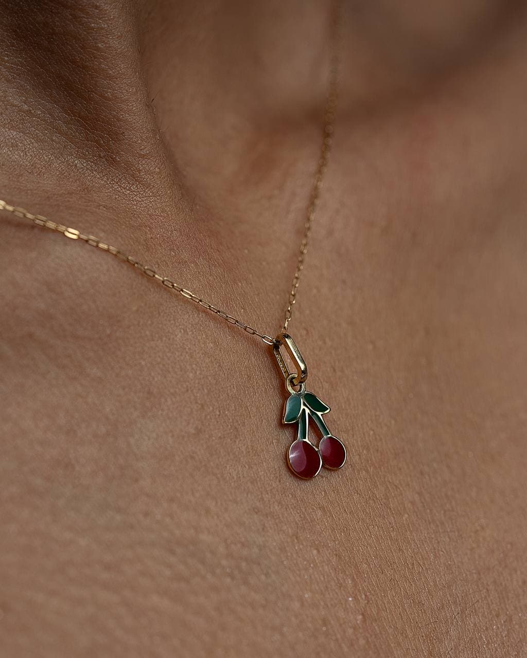 تصویر پلاک گیلاس - طلا و جواهر مارول لایف